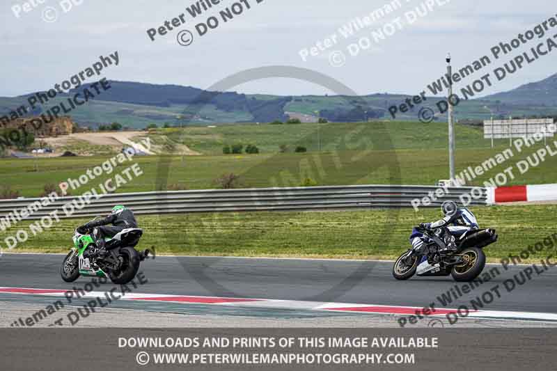 cadwell no limits trackday;cadwell park;cadwell park photographs;cadwell trackday photographs;enduro digital images;event digital images;eventdigitalimages;navarra;no limits trackdays;peter wileman photography;racing digital images;trackday digital images;trackday photos